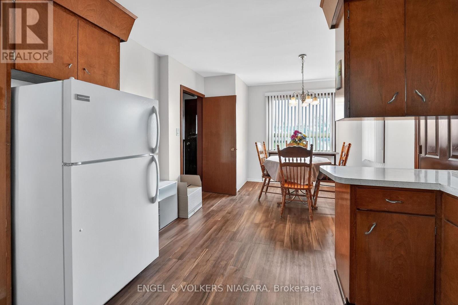 260 St. Paul Street W, St. Catharines (Ridley), Ontario  L2S 2E7 - Photo 13 - X12977760