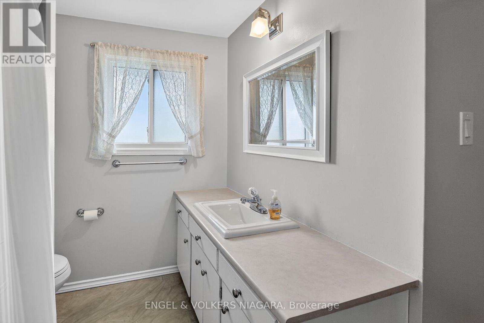 260 St. Paul Street W, St. Catharines (Ridley), Ontario  L2S 2E7 - Photo 23 - X12977760