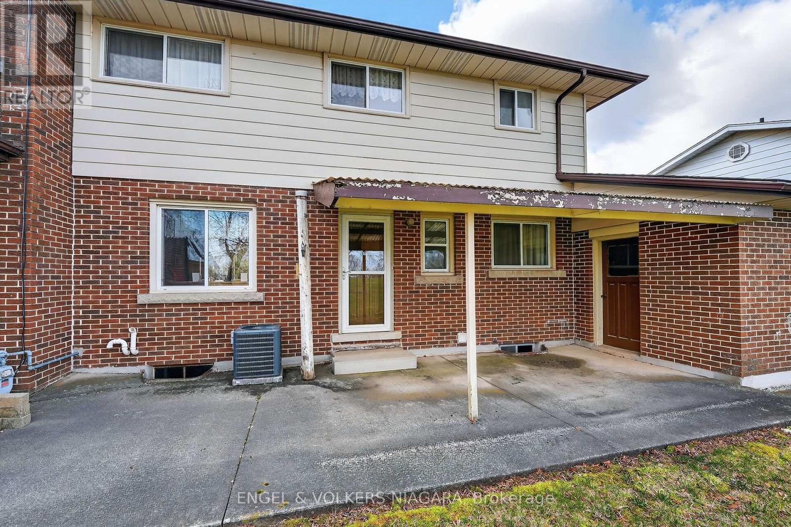 260 St. Paul Street W, St. Catharines (Ridley), Ontario  L2S 2E7 - Photo 29 - X12977760