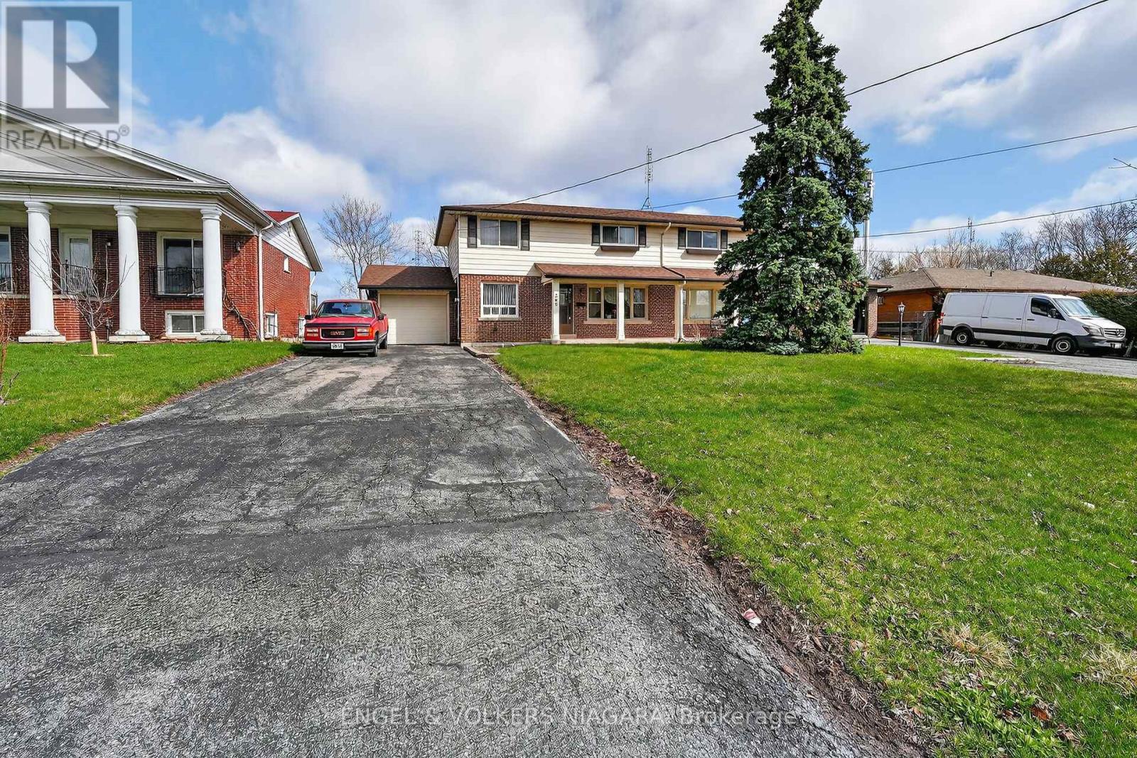 260 St. Paul Street W, St. Catharines (Ridley), Ontario  L2S 2E7 - Photo 4 - X12977760