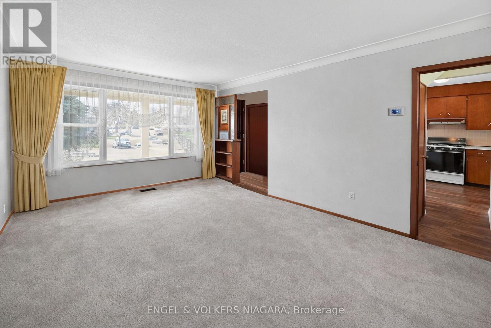 260 St. Paul Street W, St. Catharines (Ridley), Ontario  L2S 2E7 - Photo 6 - X12977760