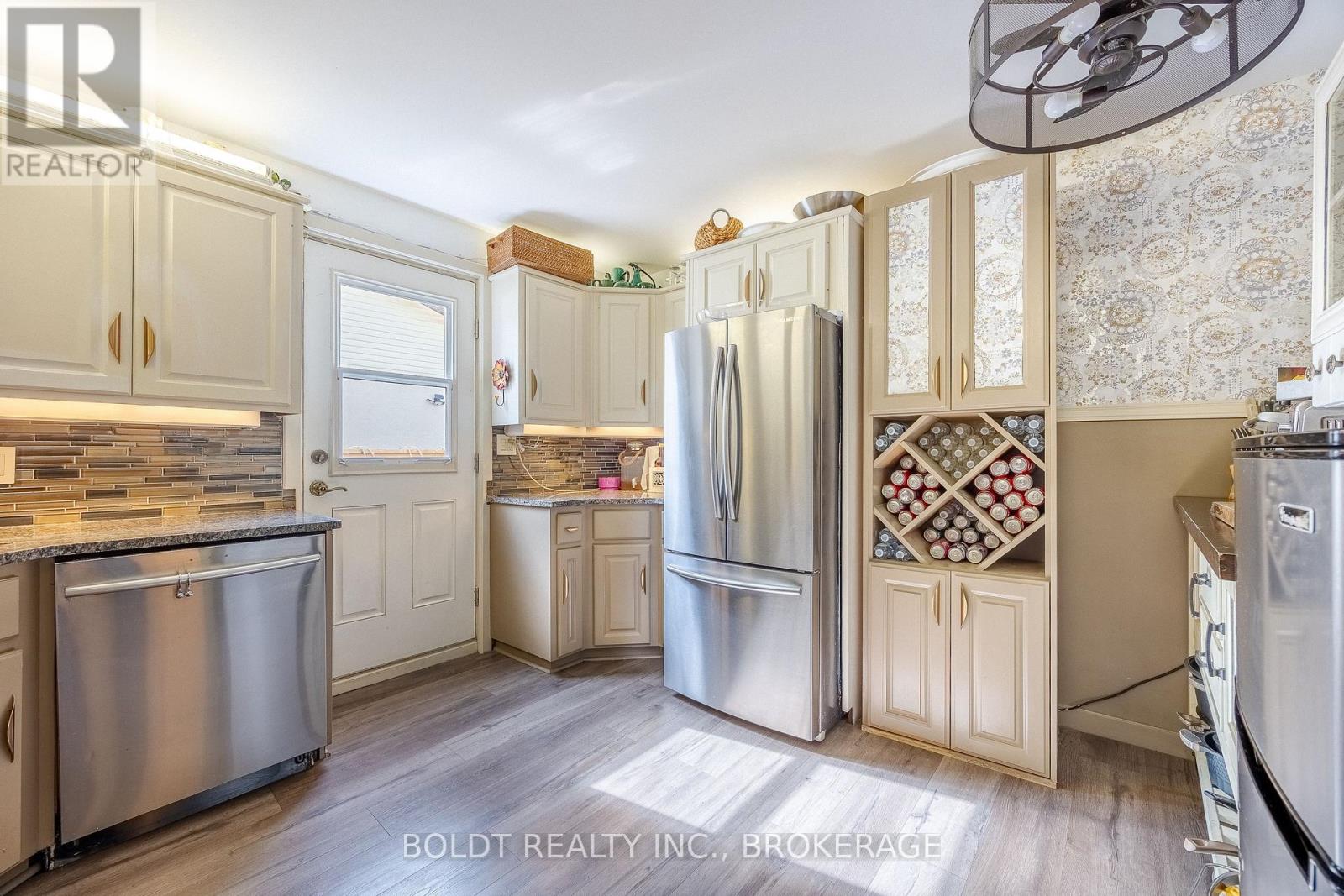 491 Bunting Road, St. Catharines, Ontario  L2M 6X1 - Photo 7 - X12977802