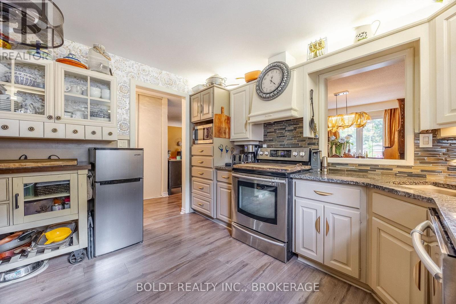 491 Bunting Road, St. Catharines, Ontario  L2M 6X1 - Photo 9 - X12977802