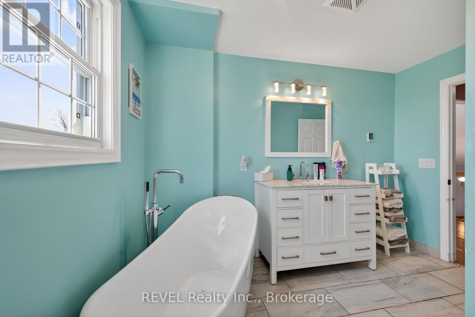 1188 Teal Road, Fort Erie, Ontario  L0S 1N0 - Photo 18 - X12977820