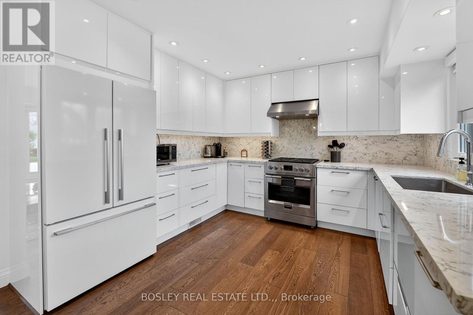 19 Dixie Avenue, Niagara-On-The-Lake, Ontario  L0S 1J0 - Photo 11 - X12977856