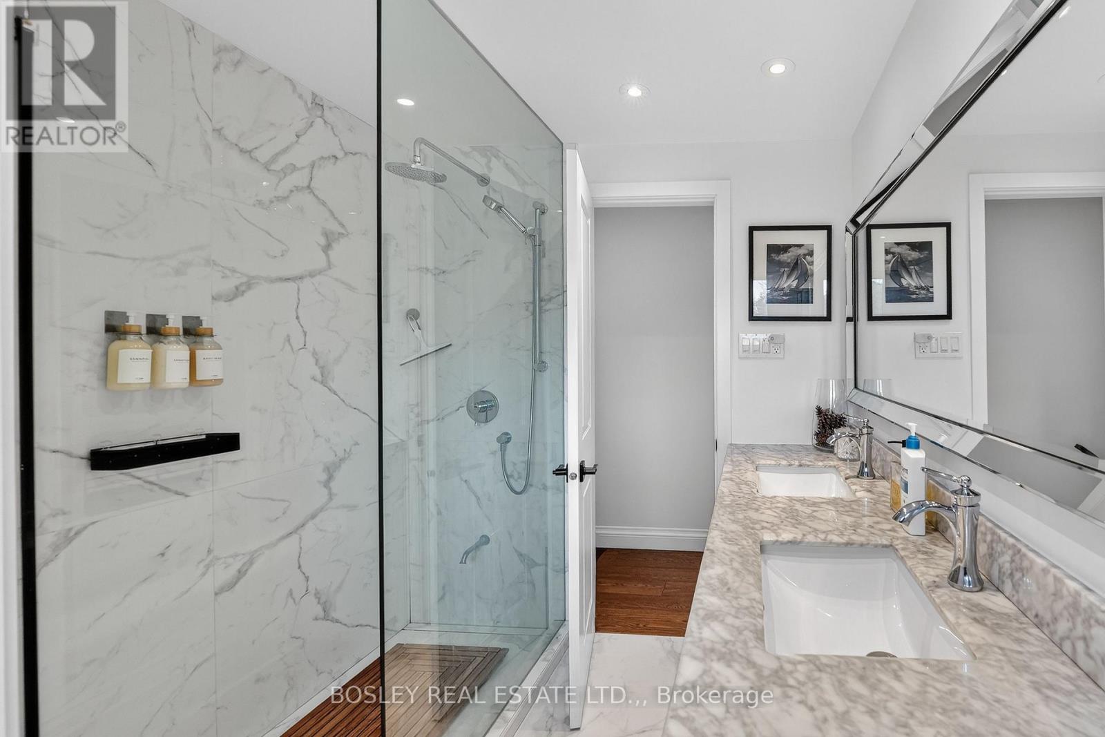 19 Dixie Avenue, Niagara-On-The-Lake, Ontario  L0S 1J0 - Photo 16 - X12977856