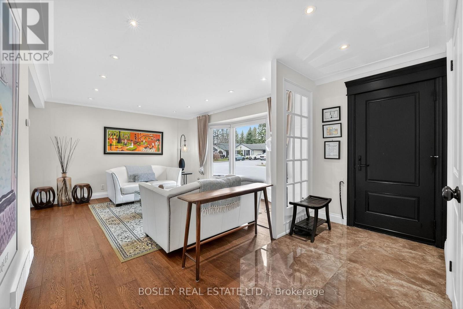 19 Dixie Avenue, Niagara-On-The-Lake, Ontario  L0S 1J0 - Photo 3 - X12977856