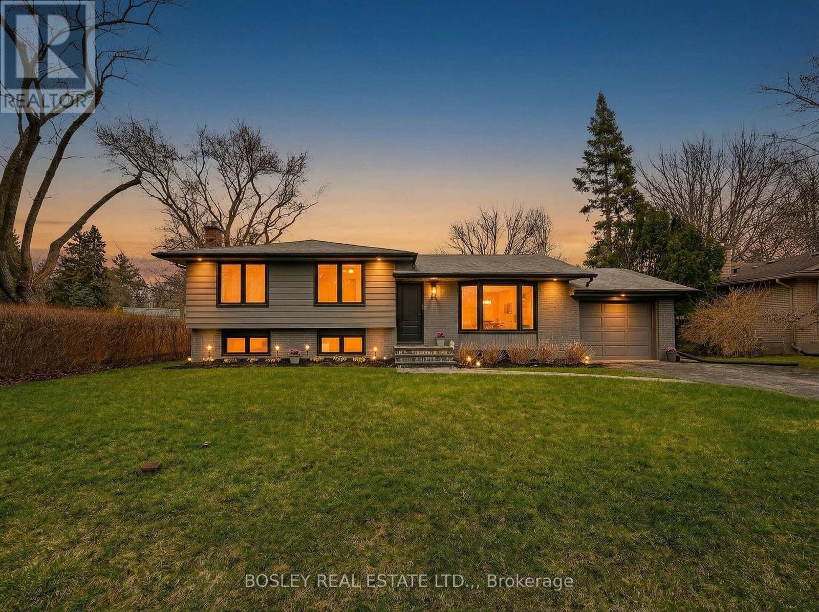 19 Dixie Avenue, Niagara-On-The-Lake, Ontario  L0S 1J0 - Photo 36 - X12977856