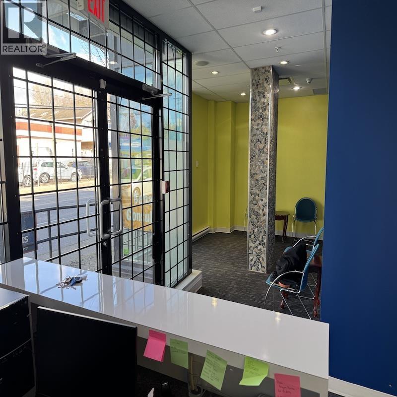 102 2664 Kingsway Avenue, Port Coquitlam, British Columbia  V3C 1T8 - Photo 3 - C8076238