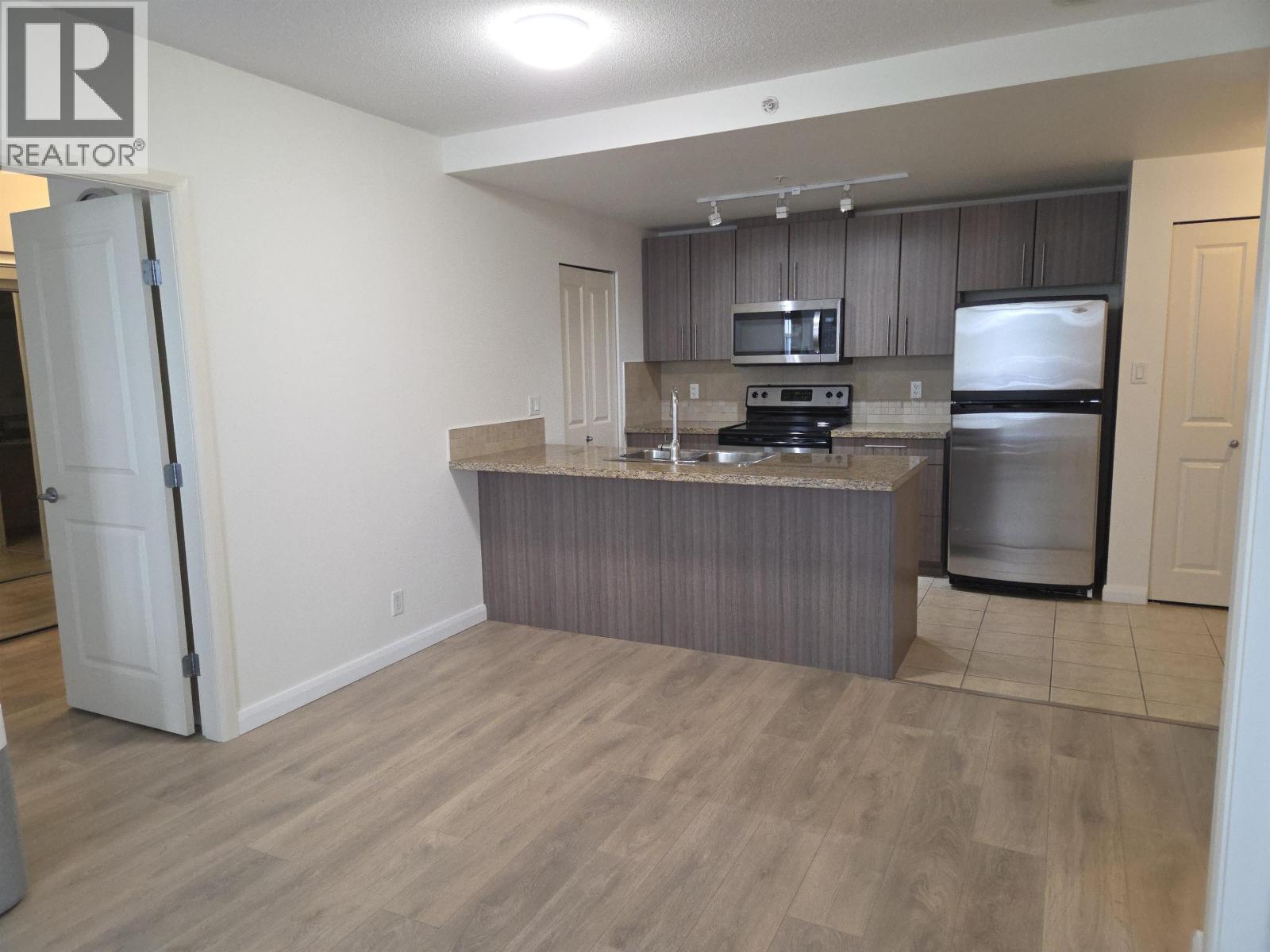 1005 898 Carnarvon Street, New Westminster, British Columbia V3M 0C3 - Photo 12 - R3108849