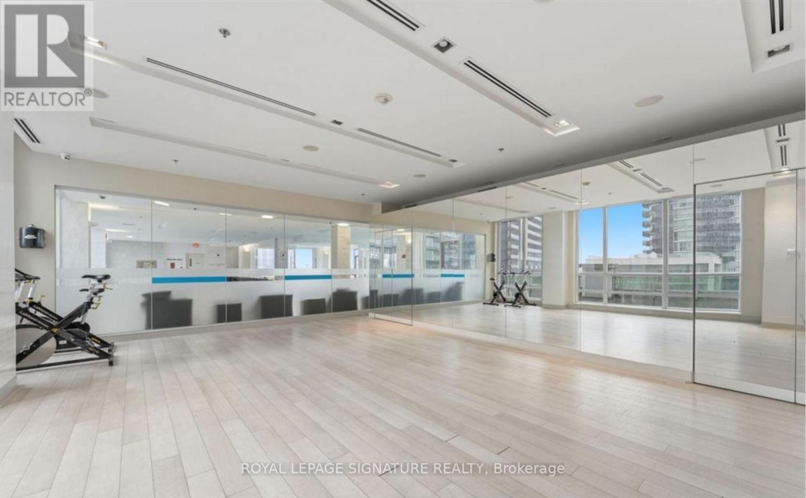 2704 - 16 Brookers Lane, Toronto, Ontario  M8V 0A5 - Photo 34 - W12975412