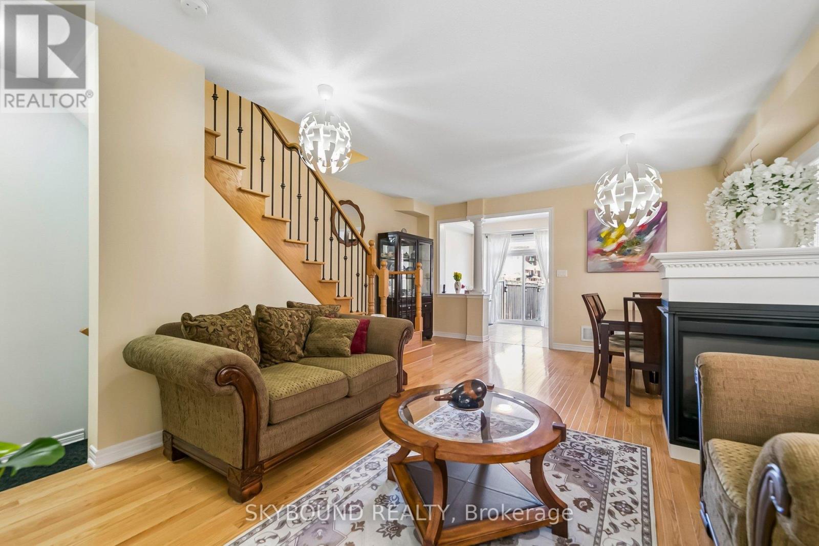 687 Megson Terrace, Milton, Ontario  L9T 8K4 - Photo 4 - W12976482