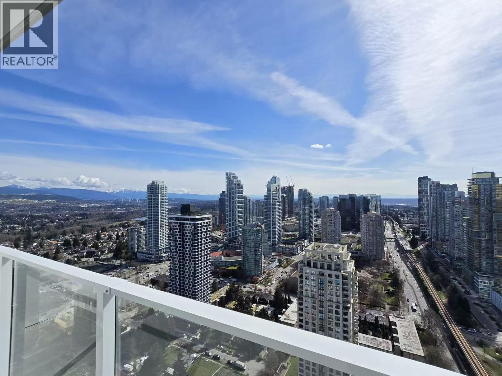 3704 6087 Wilson Avenue, Burnaby, British Columbia  V5H 0M1 - Photo 3 - R3107794