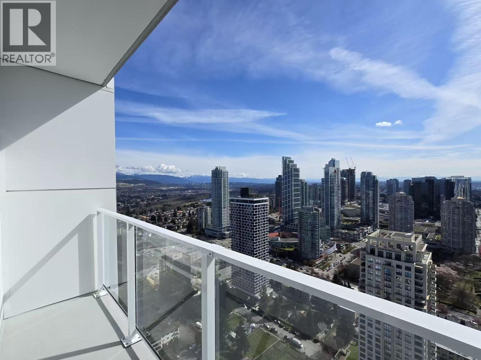 3704 6087 Wilson Avenue, Burnaby, British Columbia  V5H 0M1 - Photo 2 - R3107794