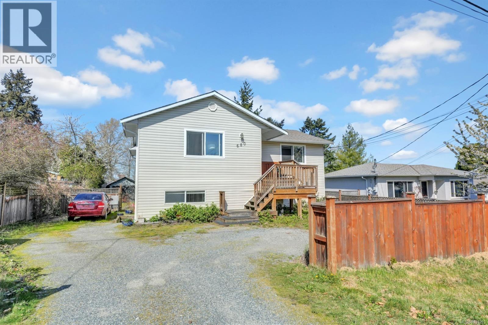 680 Chelsea St, Nanaimo, British Columbia