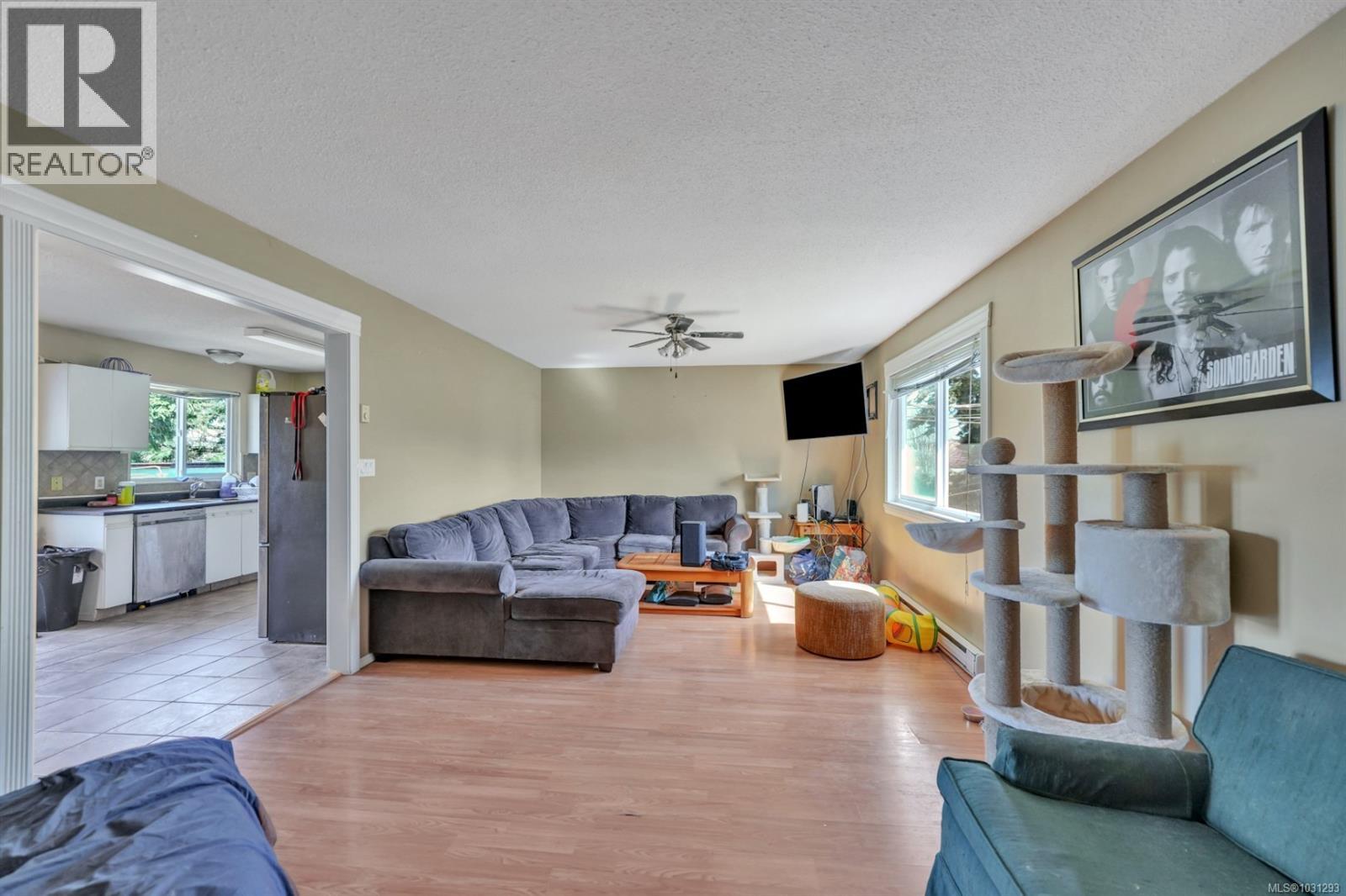 680 Chelsea St, Nanaimo, British Columbia  V9S 1Y1 - Photo 3 - 1031293