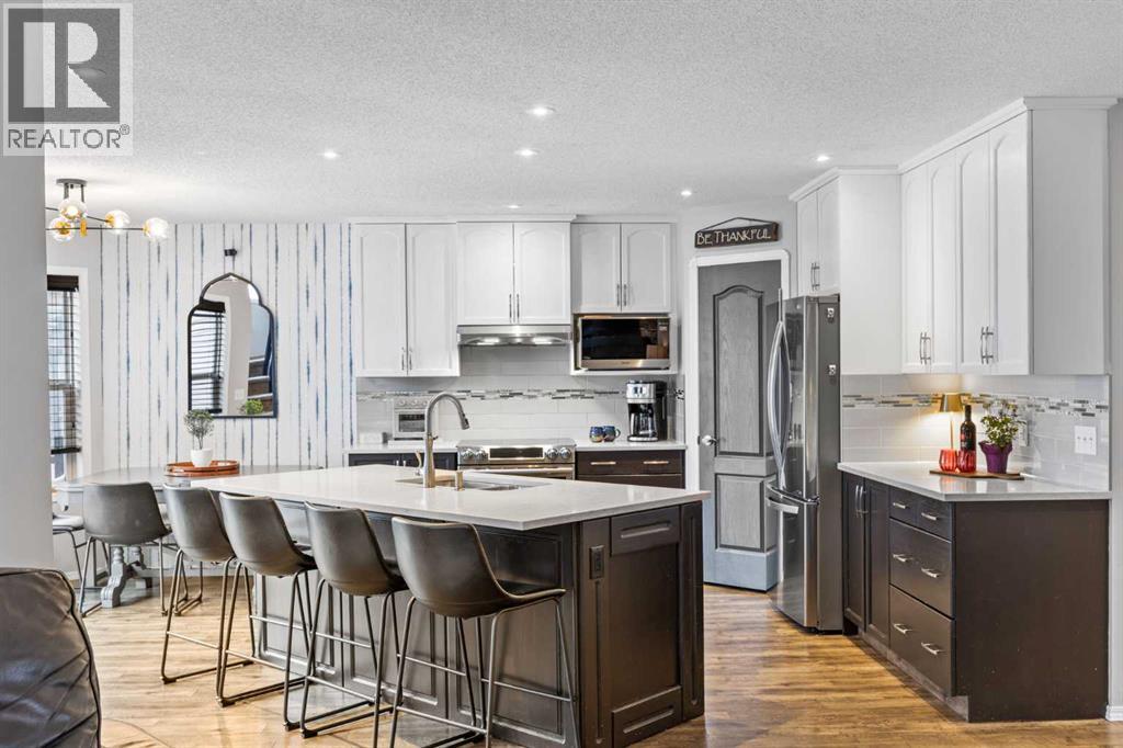 390 Cove Road, Chestermere, Alberta