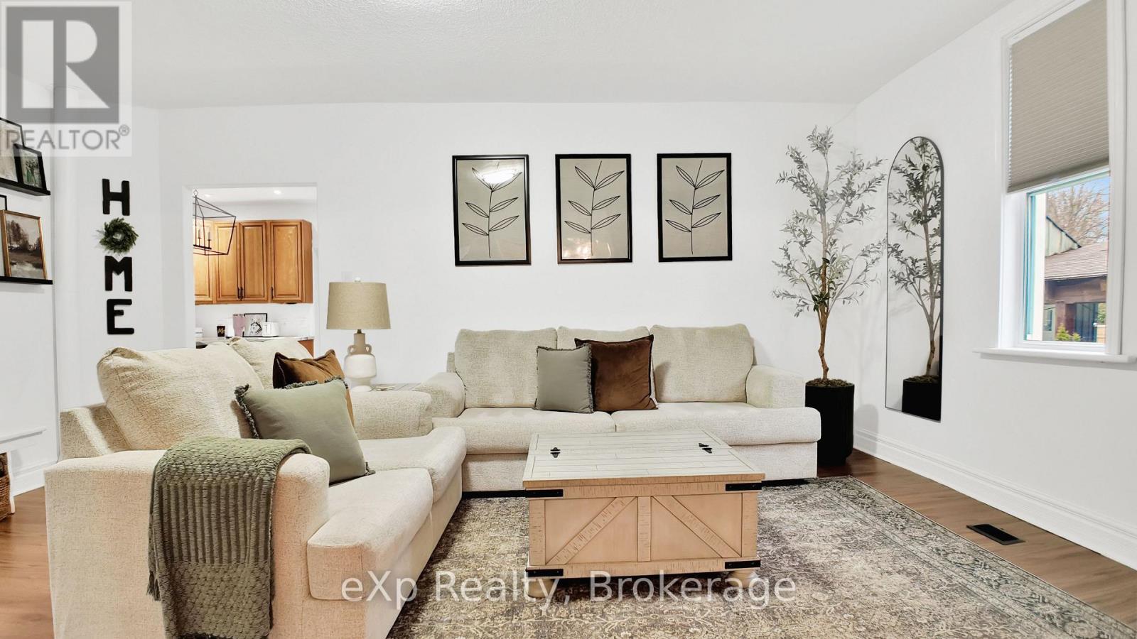 588 12th Avenue, Hanover, Ontario  N4N 2V6 - Photo 9 - X12952302