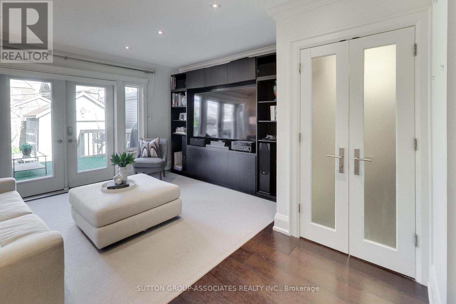 479 Rushton Road, Toronto, Ontario  M6C 2Y4 - Photo 15 - C12977828