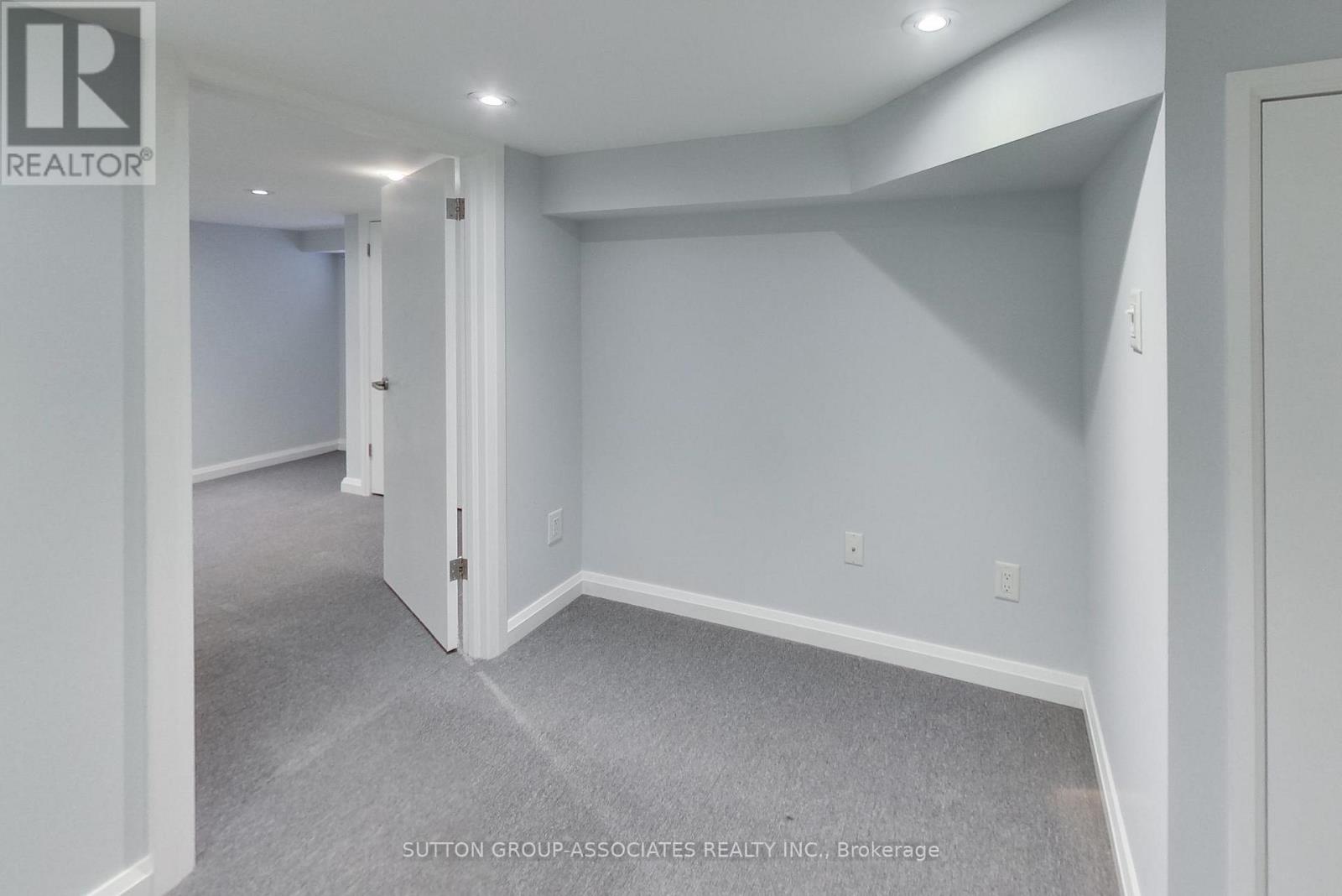 479 Rushton Road, Toronto, Ontario  M6C 2Y4 - Photo 32 - C12977828