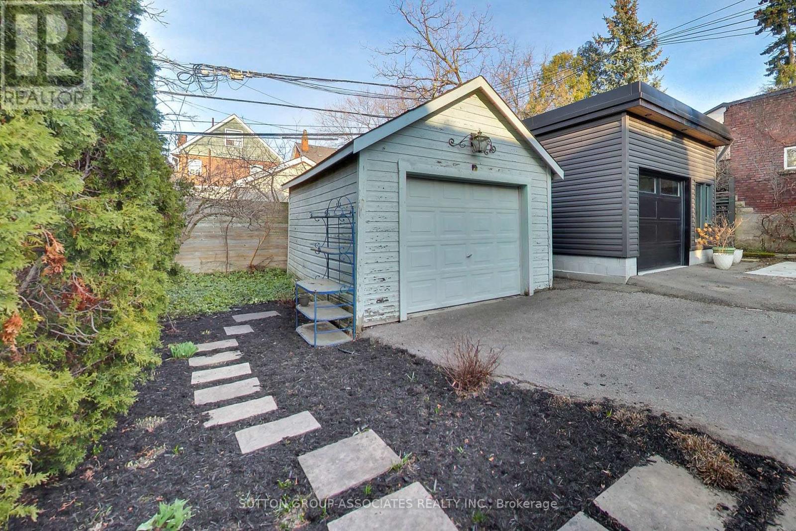 479 Rushton Road, Toronto, Ontario  M6C 2Y4 - Photo 36 - C12977828