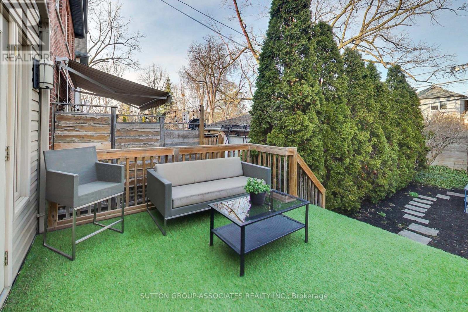 479 Rushton Road, Toronto, Ontario  M6C 2Y4 - Photo 37 - C12977828