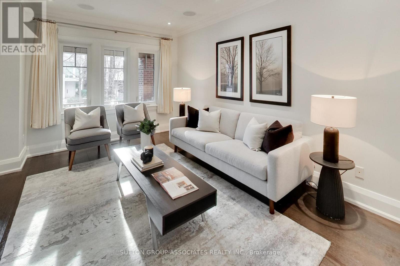 479 Rushton Road, Toronto, Ontario  M6C 2Y4 - Photo 6 - C12977828