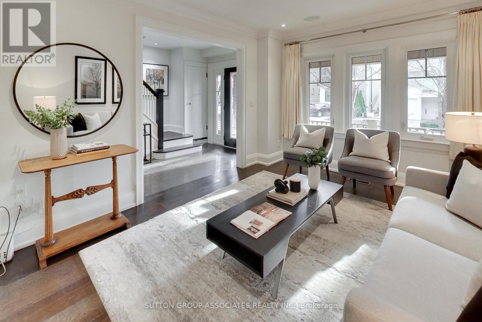 479 Rushton Road, Toronto, Ontario  M6C 2Y4 - Photo 7 - C12977828