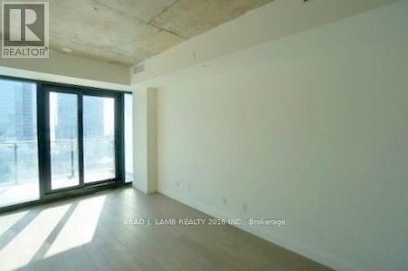 2305 - 224 King Street W, Toronto, Ontario  M5V 1H8 - Photo 2 - C12977848