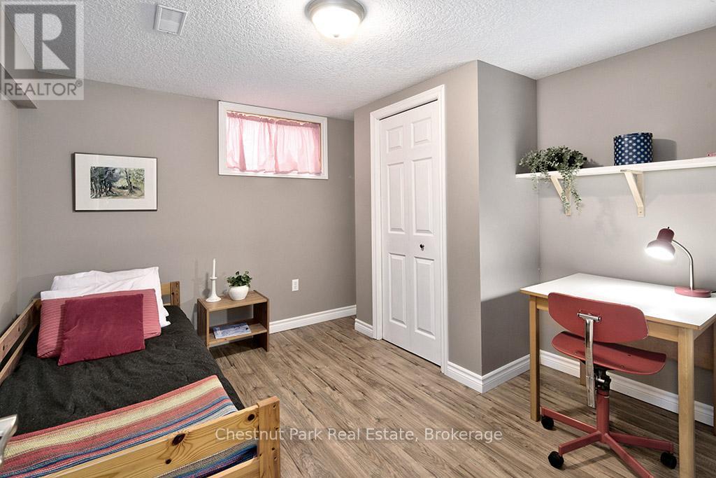 481 24th Street W, Owen Sound, Ontario  N4K 4H9 - Photo 25 - X12976974