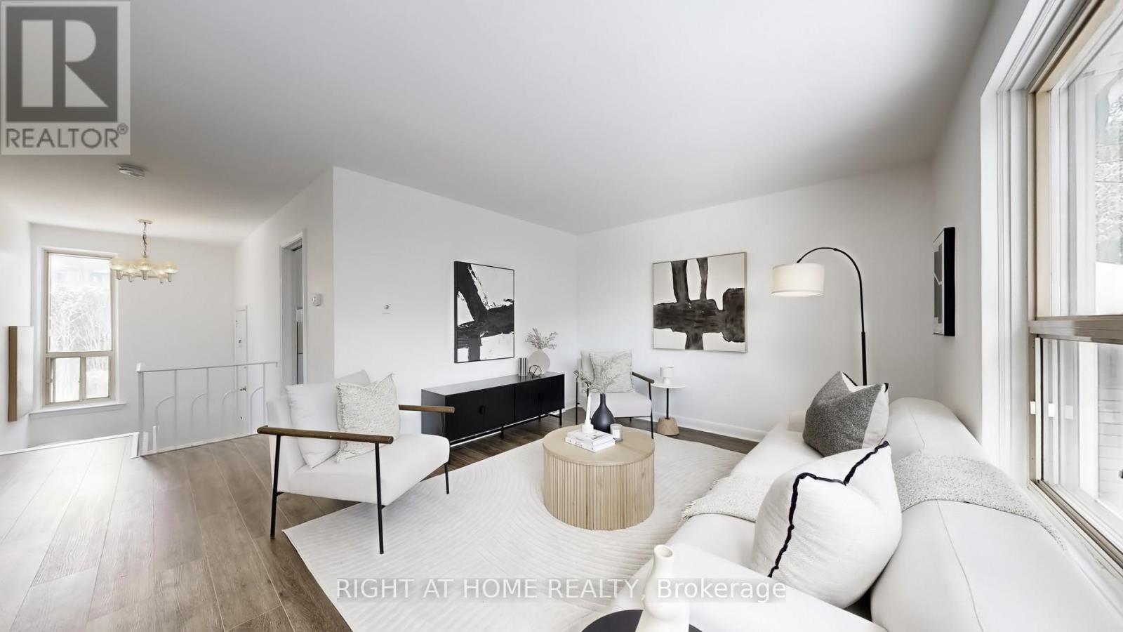 33 Sanderling Place, Toronto, Ontario  M3C 2J2 - Photo 3 - C12977884