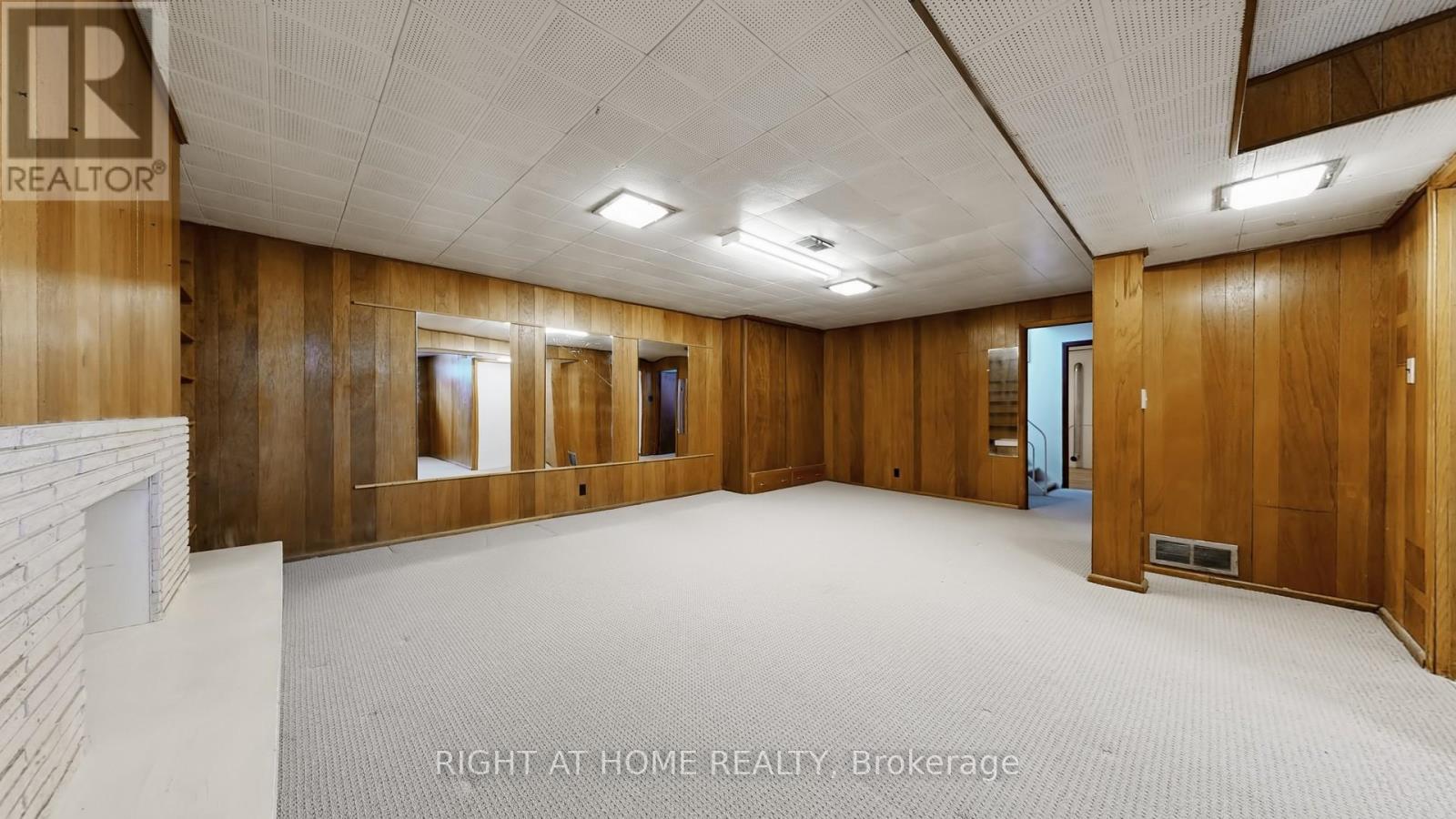 33 Sanderling Place, Toronto, Ontario  M3C 2J2 - Photo 32 - C12977884