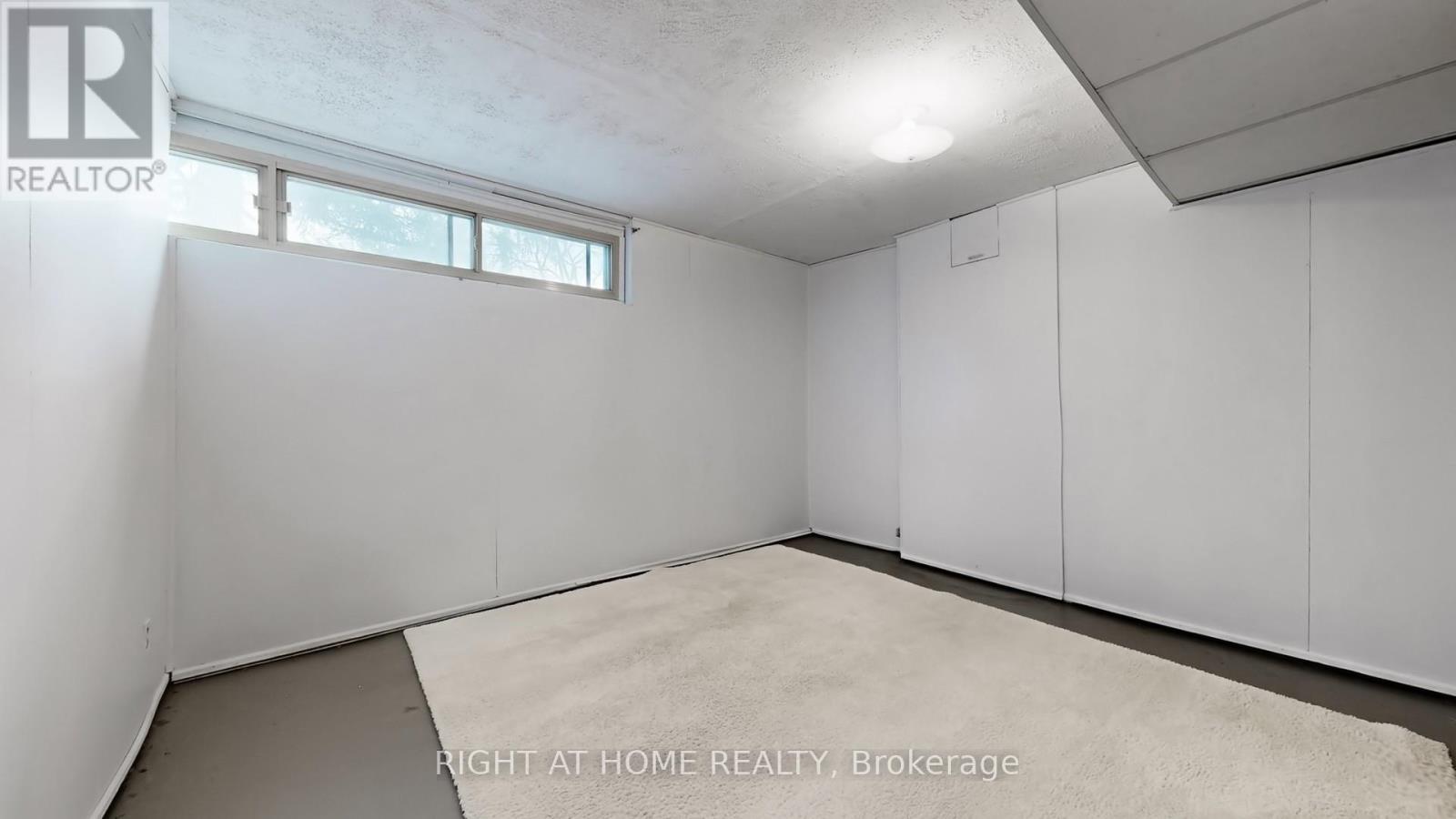 33 Sanderling Place, Toronto, Ontario  M3C 2J2 - Photo 39 - C12977884