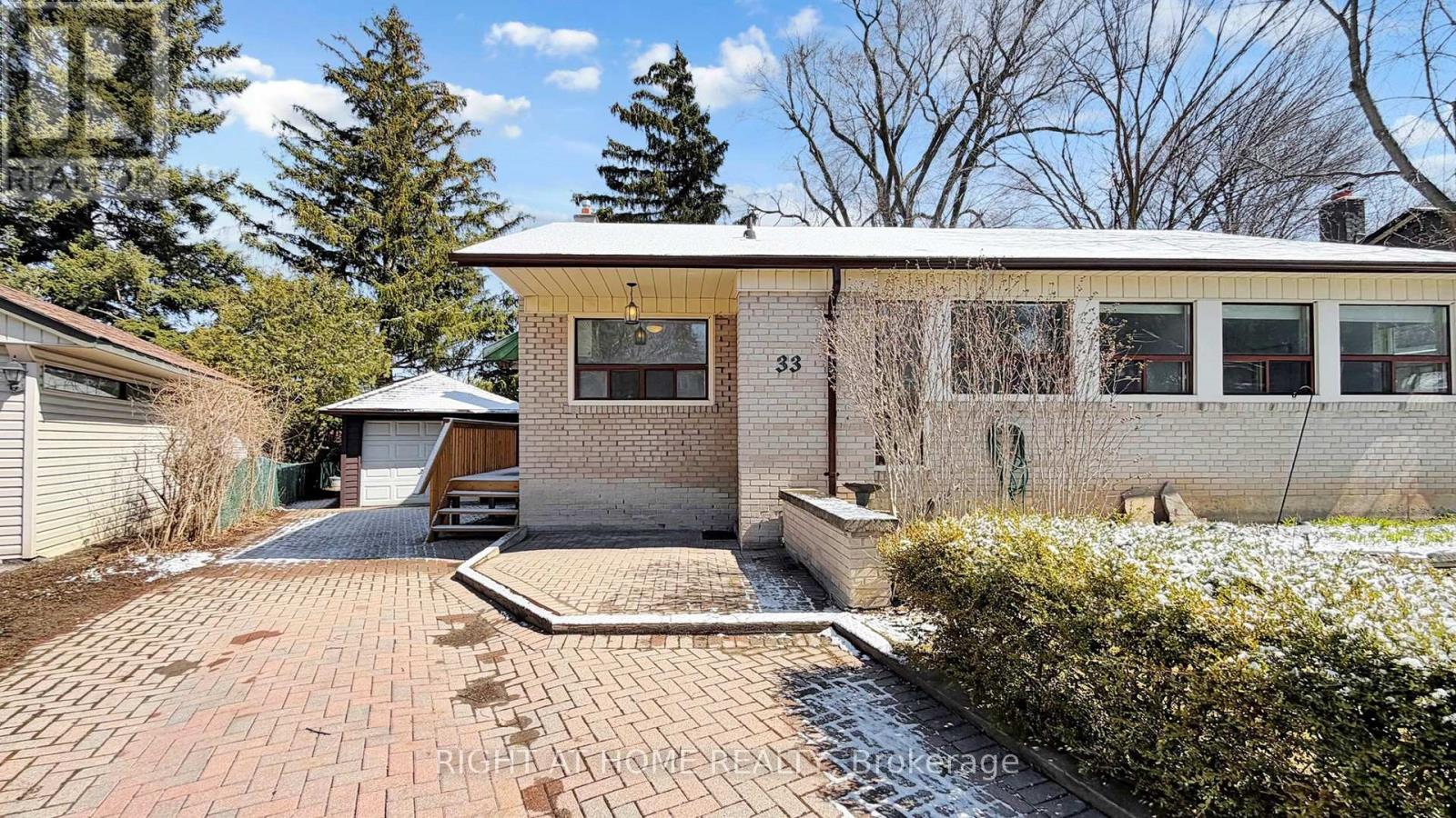 33 Sanderling Place, Toronto, Ontario  M3C 2J2 - Photo 46 - C12977884