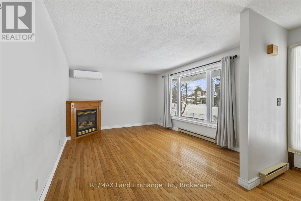 269 Morpeth Street, Saugeen Shores, Ontario  N0H 2L0 - Photo 6 - X12770532