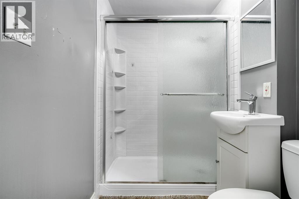 3759 Whitney, Windsor, Ontario  N9C 2C5 - Photo 13 - 26007589