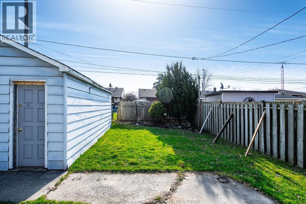 3759 Whitney, Windsor, Ontario  N9C 2C5 - Photo 25 - 26007589