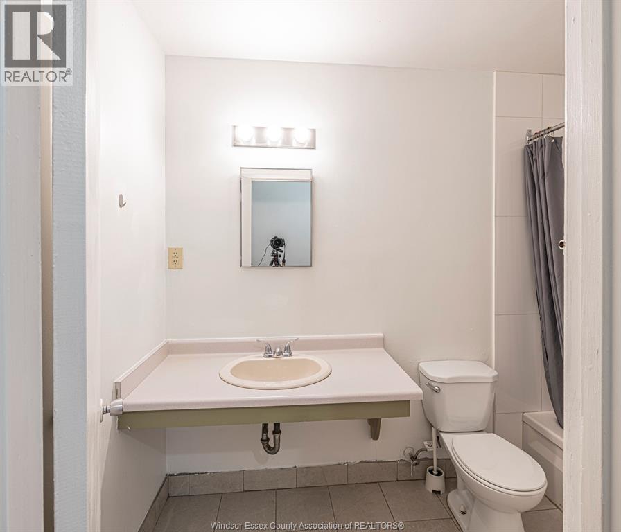 1900 Columbia Court Unit# 44, Windsor, Ontario  N9E 1B1 - Photo 22 - 26007560