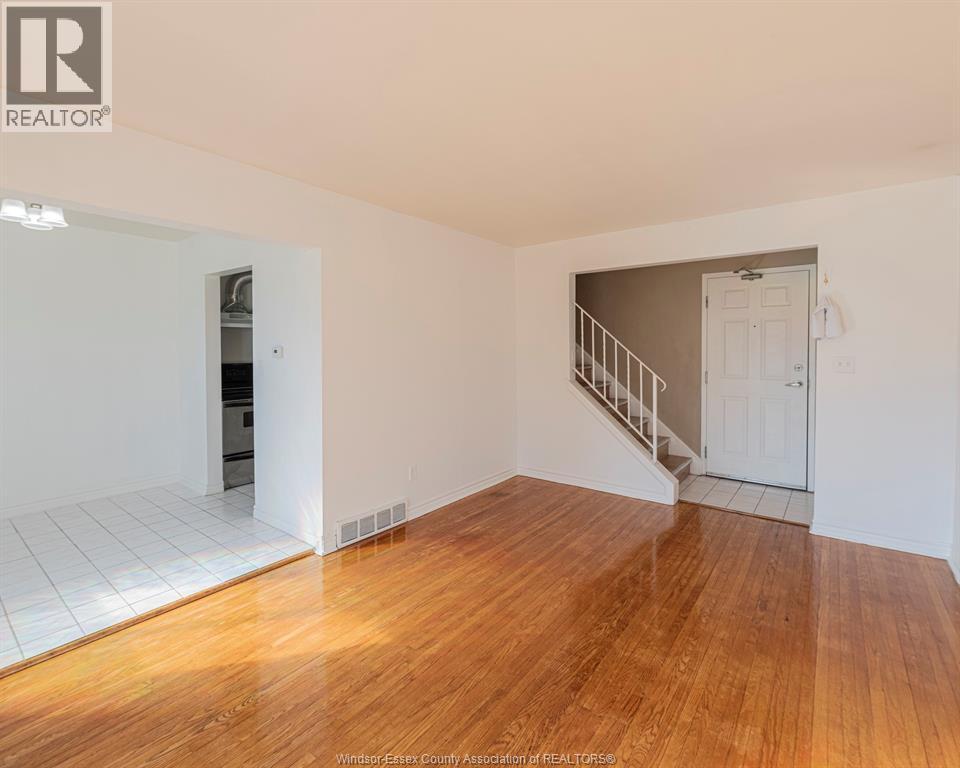 1900 Columbia Court Unit# 44, Windsor, Ontario  N9E 1B1 - Photo 3 - 26007560