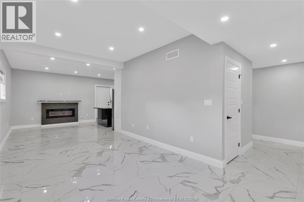 1320 Grand Marais Road East, Windsor, Ontario  N8W 1W2 - Photo 22 - 26007549