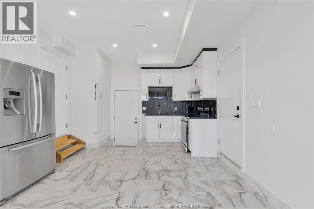 1320 Grand Marais Road East, Windsor, Ontario  N8W 1W2 - Photo 34 - 26007549