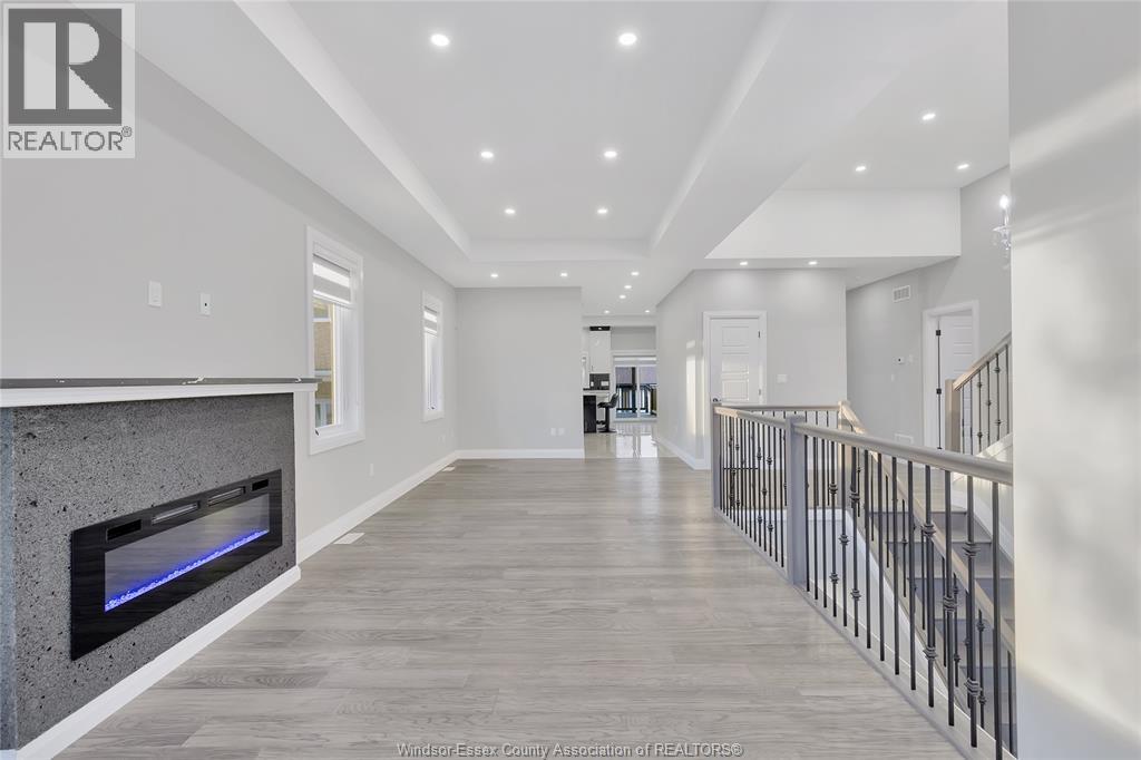 1320 Grand Marais Road East, Windsor, Ontario  N8W 1W2 - Photo 4 - 26007549