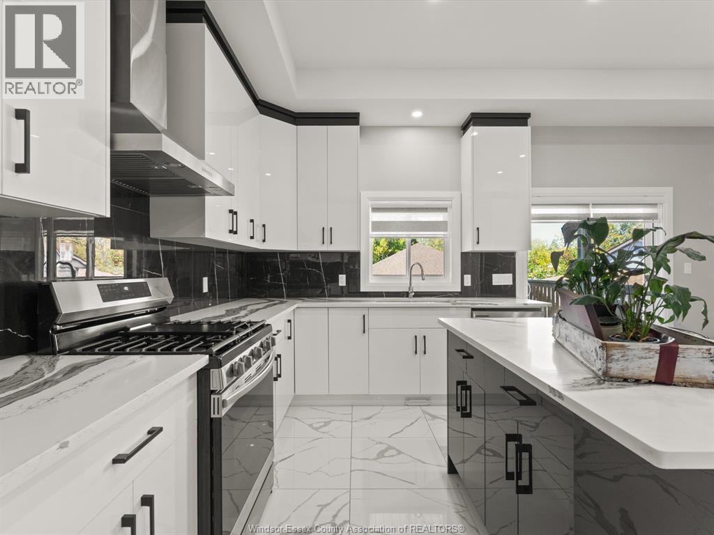 1320 Grand Marais Road East, Windsor, Ontario  N8W 1W2 - Photo 12 - 26007547