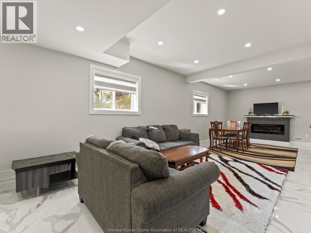 1320 Grand Marais Road East, Windsor, Ontario  N8W 1W2 - Photo 24 - 26007547