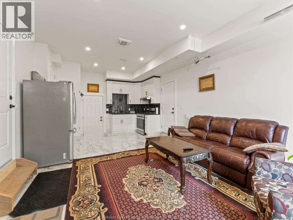 1320 Grand Marais Road East, Windsor, Ontario  N8W 1W2 - Photo 32 - 26007547