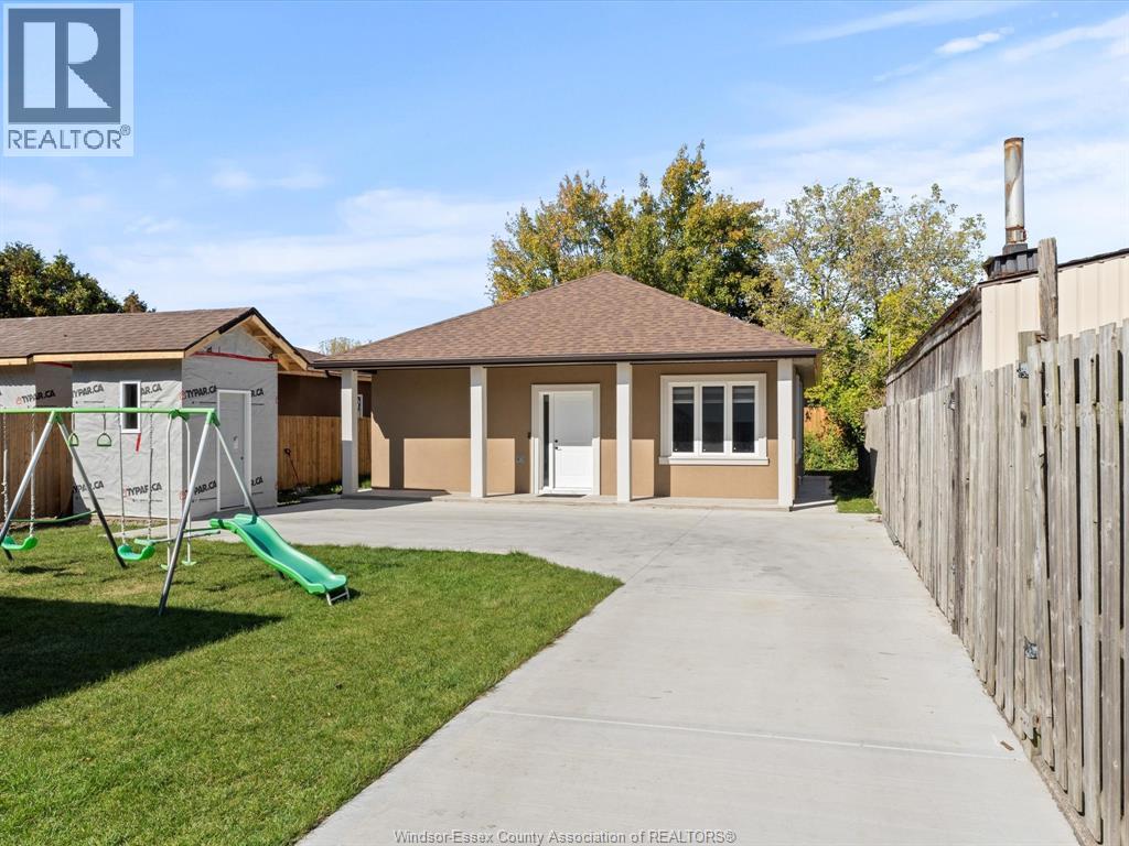 1320 Grand Marais Road East, Windsor, Ontario  N8W 1W2 - Photo 36 - 26007547