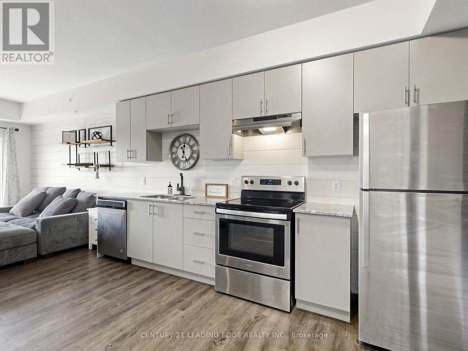 415 - 290 Liberty Street N, Clarington, Ontario  L1C 0V5 - Photo 7 - E12977804