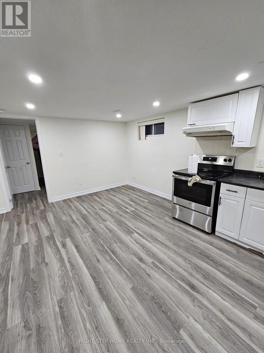 41 SUGARBUSH SQUARE E, Toronto, Ontario