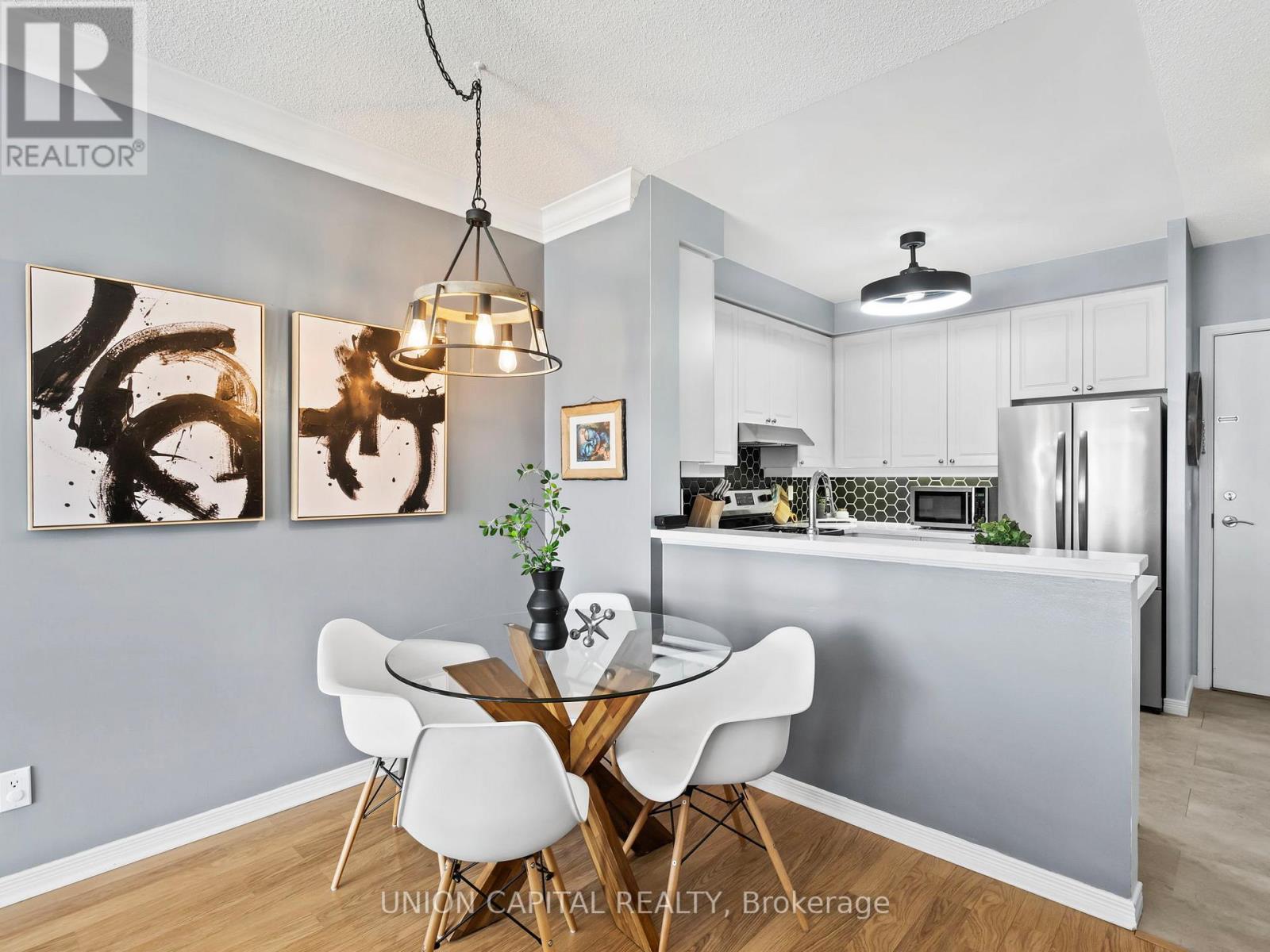 Ph918 - 3650 Kingston Road, Toronto, Ontario  M1M 3X9 - Photo 4 - E12977844