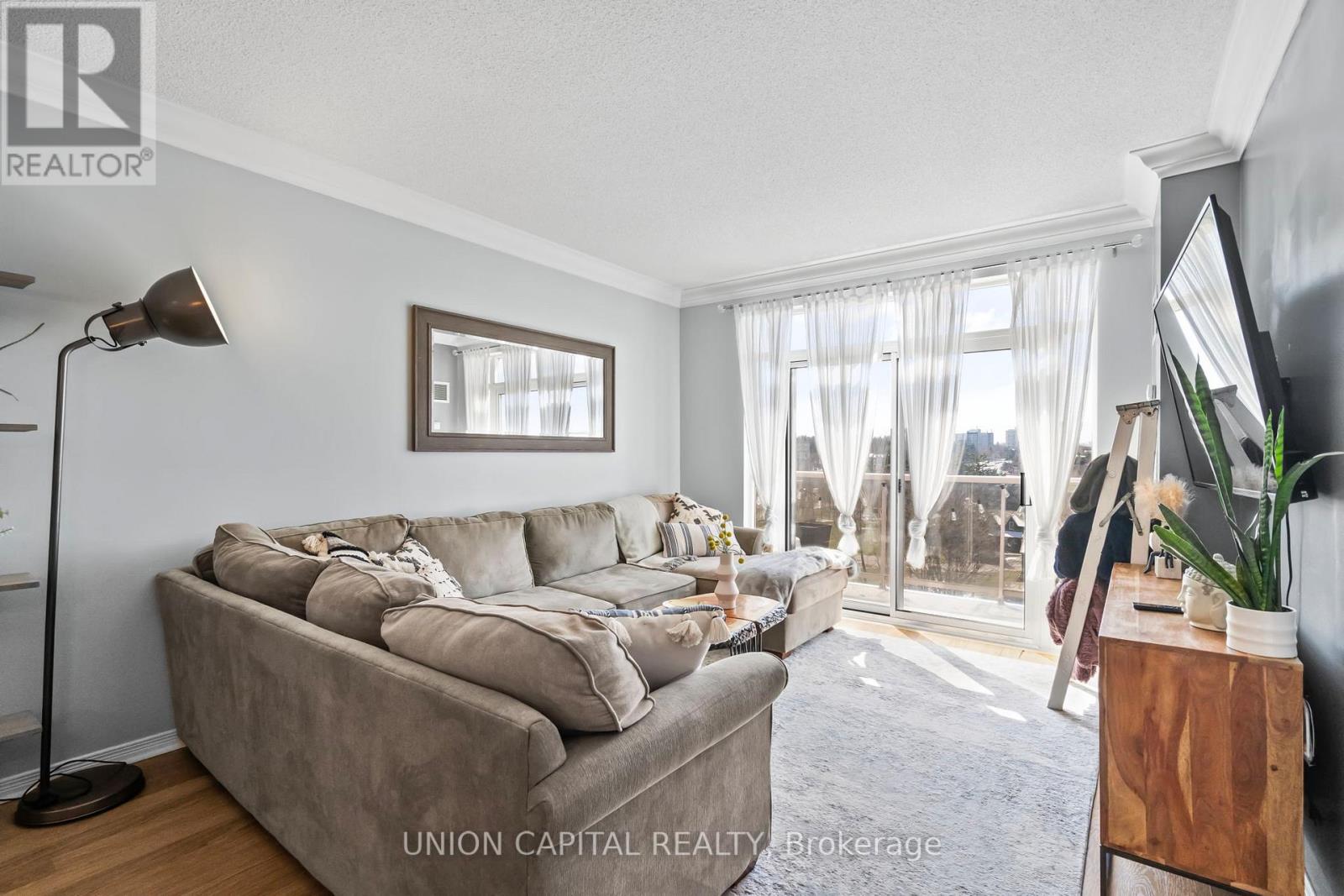 Ph918 - 3650 Kingston Road, Toronto, Ontario  M1M 3X9 - Photo 5 - E12977844